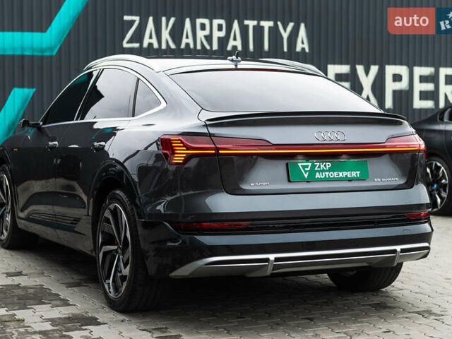 Серый Ауди E-Tron, объемом двигателя 0 л и пробегом 33 тыс. км за 53000 $, фото 10 на Automoto.ua