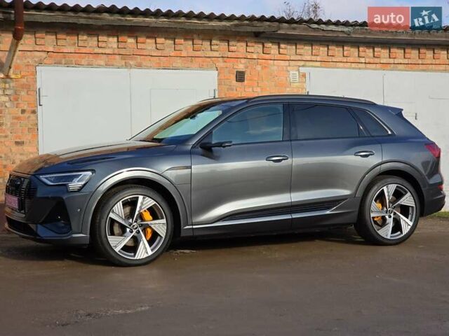 Сірий Ауді E-Tron, об'ємом двигуна 0 л та пробігом 100 тис. км за 41888 $, фото 11 на Automoto.ua