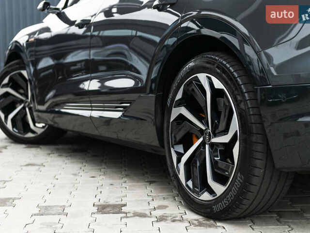 Серый Ауди E-Tron, объемом двигателя 0 л и пробегом 33 тыс. км за 53000 $, фото 6 на Automoto.ua