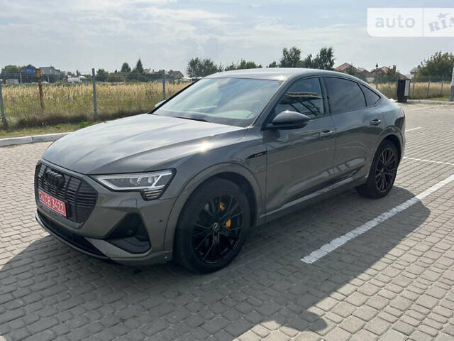 Серый Ауди E-Tron, объемом двигателя 0 л и пробегом 58 тыс. км за 44950 $, фото 2 на Automoto.ua