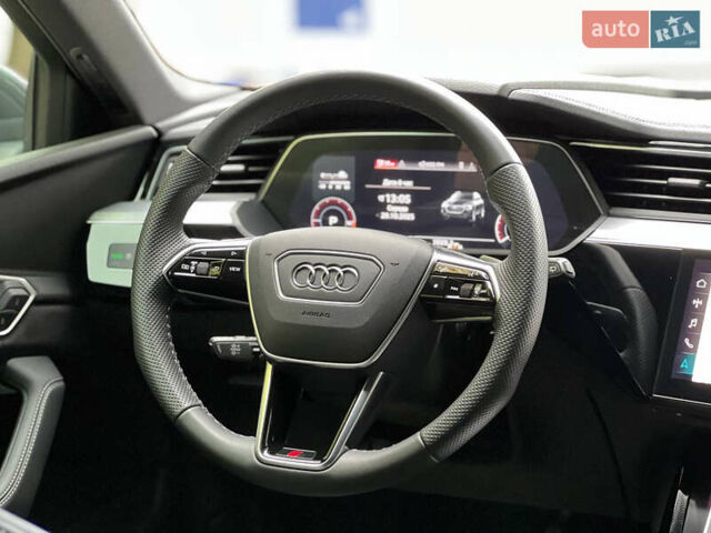 Серый Ауди E-Tron, объемом двигателя 0 л и пробегом 32 тыс. км за 43500 $, фото 39 на Automoto.ua