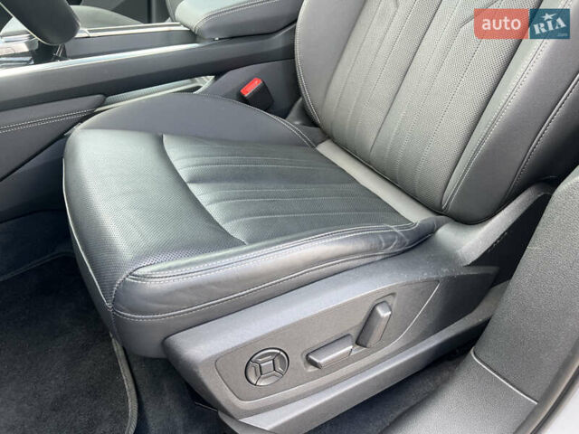 Сірий Ауді E-Tron, об'ємом двигуна 0 л та пробігом 22 тис. км за 48490 $, фото 14 на Automoto.ua