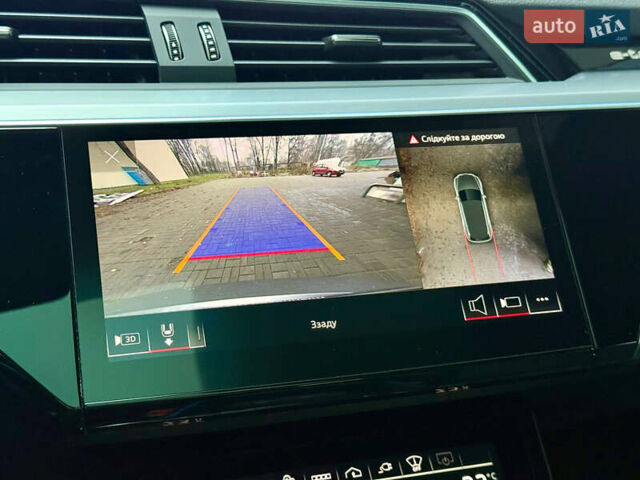 Серый Ауди E-Tron, объемом двигателя 0 л и пробегом 39 тыс. км за 44500 $, фото 65 на Automoto.ua