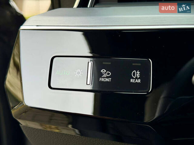 Серый Ауди E-Tron, объемом двигателя 0 л и пробегом 31 тыс. км за 46500 $, фото 59 на Automoto.ua
