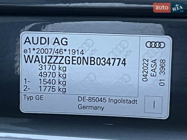 Серый Ауди E-Tron, объемом двигателя 0 л и пробегом 32 тыс. км за 41367 $, фото 100 на Automoto.ua
