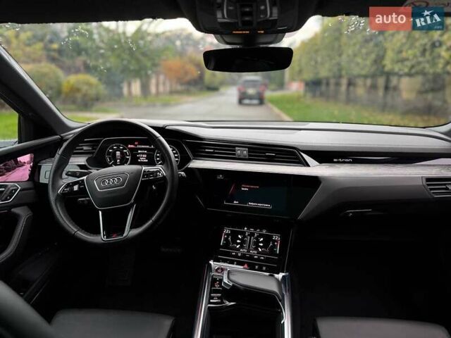 Сірий Ауді E-Tron, об'ємом двигуна 0 л та пробігом 28 тис. км за 47700 $, фото 21 на Automoto.ua