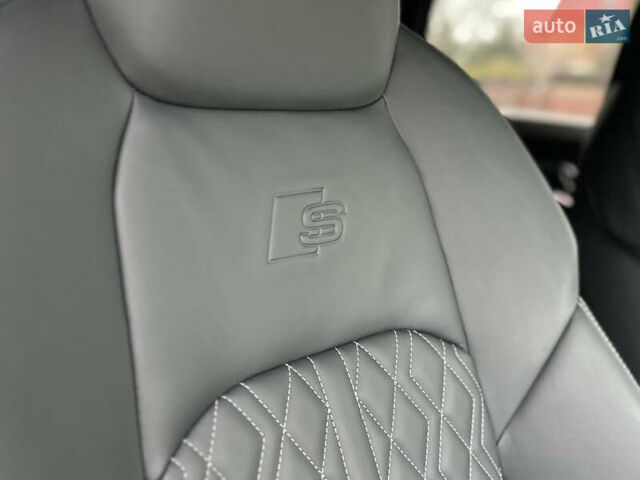 Сірий Ауді E-Tron, об'ємом двигуна 0 л та пробігом 22 тис. км за 49999 $, фото 93 на Automoto.ua