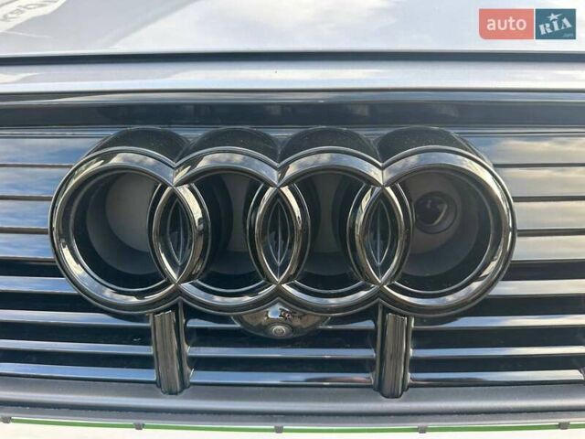 Сірий Ауді E-Tron, об'ємом двигуна 0 л та пробігом 27 тис. км за 53990 $, фото 25 на Automoto.ua