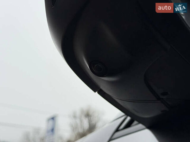 Серый Ауди E-Tron, объемом двигателя 0 л и пробегом 39 тыс. км за 44500 $, фото 21 на Automoto.ua