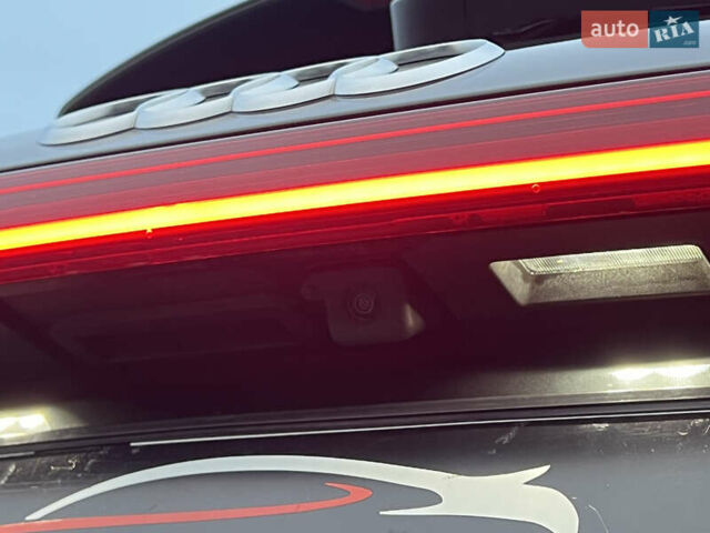 Серый Ауди E-Tron, объемом двигателя 0 л и пробегом 32 тыс. км за 41367 $, фото 18 на Automoto.ua