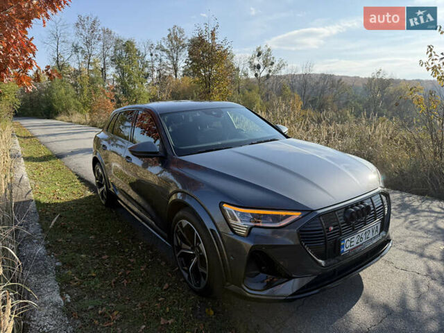 Серый Ауди E-Tron, объемом двигателя 0 л и пробегом 65 тыс. км за 53900 $, фото 4 на Automoto.ua