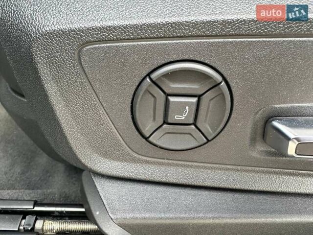 Сірий Ауді E-Tron, об'ємом двигуна 0 л та пробігом 27 тис. км за 53990 $, фото 10 на Automoto.ua