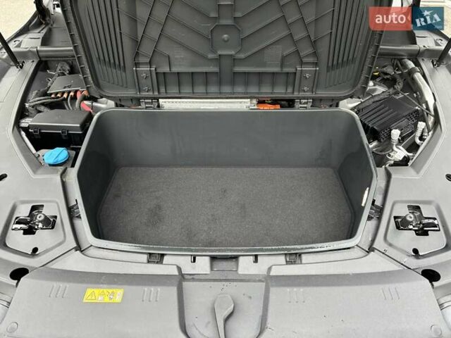 Серый Ауди E-Tron, объемом двигателя 0 л и пробегом 112 тыс. км за 31900 $, фото 85 на Automoto.ua