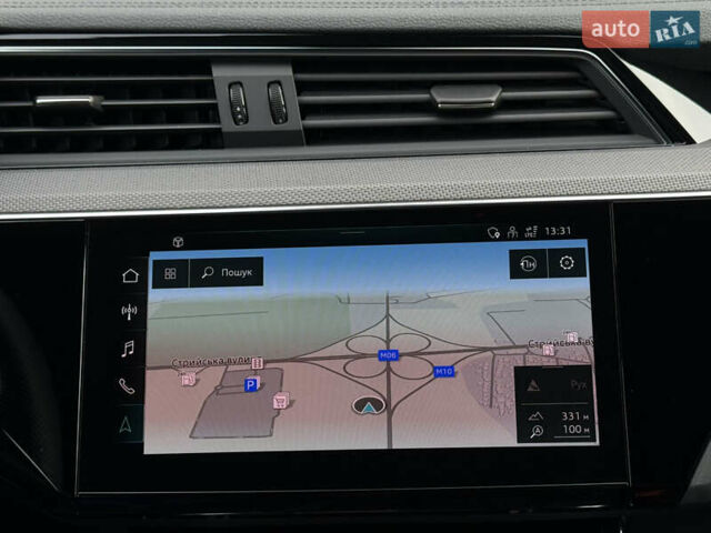 Серый Ауди E-Tron, объемом двигателя 0 л и пробегом 104 тыс. км за 39820 $, фото 64 на Automoto.ua