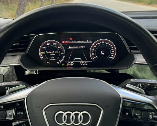 Серый Ауди E-Tron, объемом двигателя 0 л и пробегом 145 тыс. км за 29500 $, фото 74 на Automoto.ua