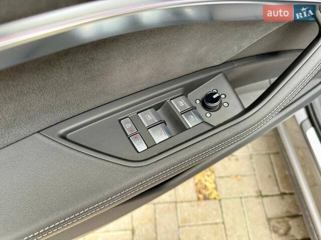 Серый Ауди E-Tron, объемом двигателя 0 л и пробегом 31 тыс. км за 46500 $, фото 30 на Automoto.ua