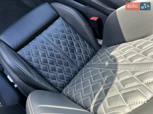 Серый Ауди E-Tron, объемом двигателя 0 л и пробегом 43 тыс. км за 47488 $, фото 28 на Automoto.ua