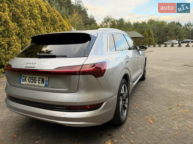Серый Ауди E-Tron, объемом двигателя 0 л и пробегом 59 тыс. км за 38749 $, фото 6 на Automoto.ua