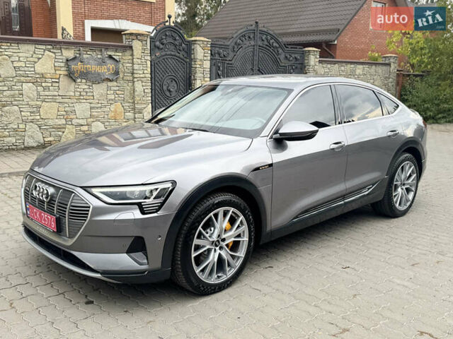 Серый Ауди E-Tron, объемом двигателя 0 л и пробегом 17 тыс. км за 38200 $, фото 18 на Automoto.ua