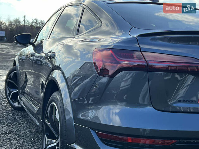Серый Ауди E-Tron, объемом двигателя 0 л и пробегом 43 тыс. км за 47488 $, фото 11 на Automoto.ua
