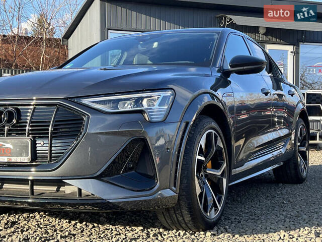 Серый Ауди E-Tron, объемом двигателя 0 л и пробегом 43 тыс. км за 47488 $, фото 10 на Automoto.ua