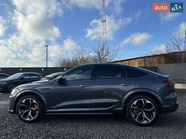 Серый Ауди E-Tron, объемом двигателя 0 л и пробегом 43 тыс. км за 47488 $, фото 4 на Automoto.ua
