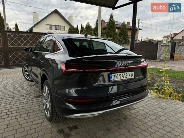 Серый Ауди E-Tron, объемом двигателя 0 л и пробегом 22 тыс. км за 39900 $, фото 4 на Automoto.ua