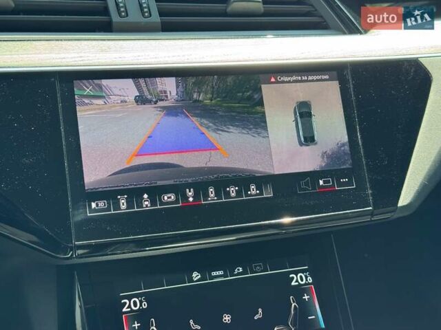 Сірий Ауді E-Tron, об'ємом двигуна 0 л та пробігом 44 тис. км за 60500 $, фото 53 на Automoto.ua