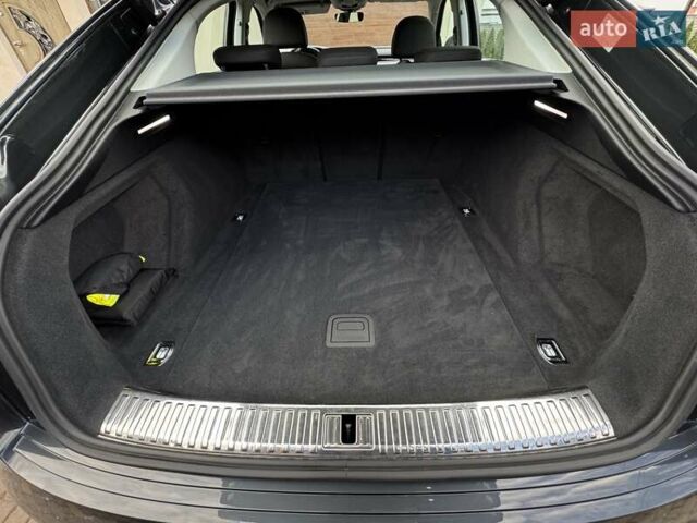 Серый Ауди E-Tron, объемом двигателя 0 л и пробегом 22 тыс. км за 39900 $, фото 21 на Automoto.ua