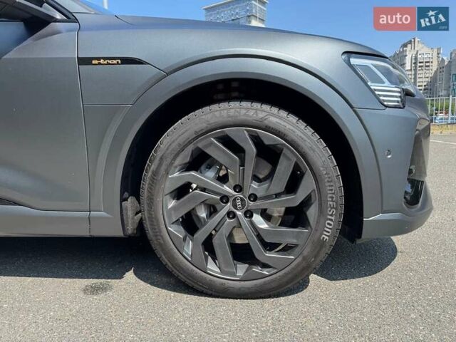 Сірий Ауді E-Tron, об'ємом двигуна 0 л та пробігом 44 тис. км за 60500 $, фото 6 на Automoto.ua