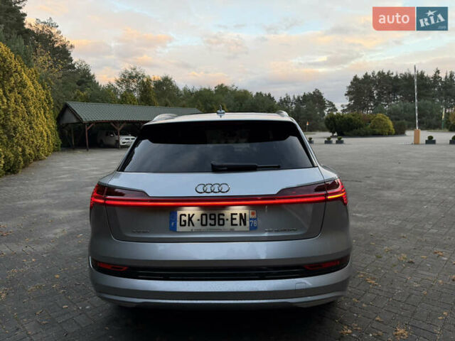 Серый Ауди E-Tron, объемом двигателя 0 л и пробегом 59 тыс. км за 38749 $, фото 55 на Automoto.ua