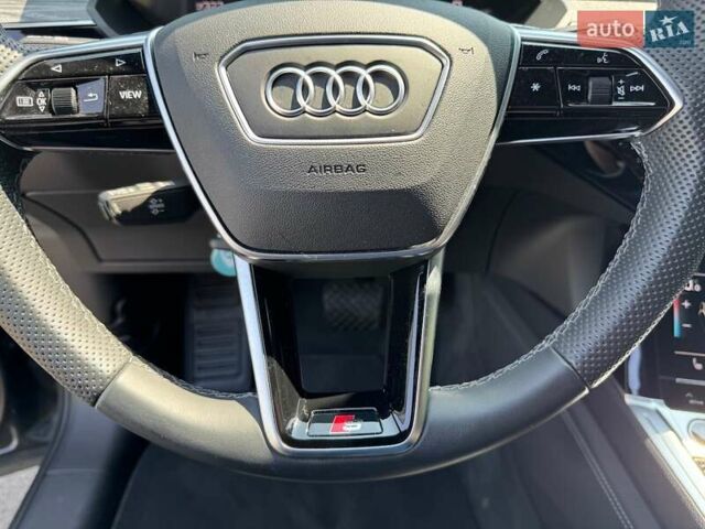 Сірий Ауді E-Tron, об'ємом двигуна 0 л та пробігом 44 тис. км за 60500 $, фото 35 на Automoto.ua