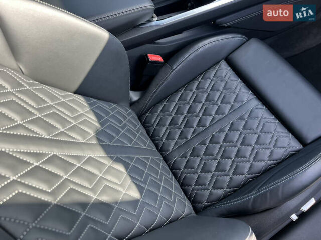 Серый Ауди E-Tron, объемом двигателя 0 л и пробегом 43 тыс. км за 47488 $, фото 48 на Automoto.ua