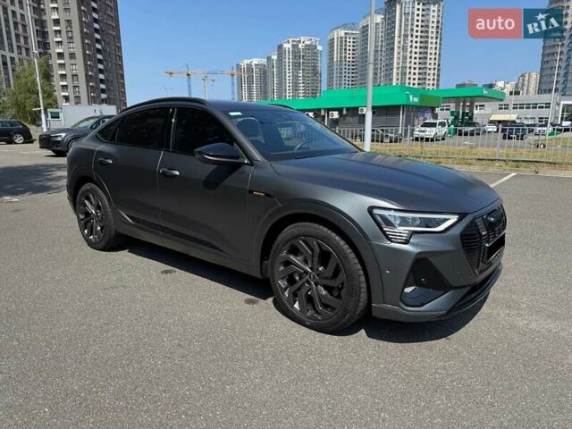 Сірий Ауді E-Tron, об'ємом двигуна 0 л та пробігом 44 тис. км за 60500 $, фото 88 на Automoto.ua