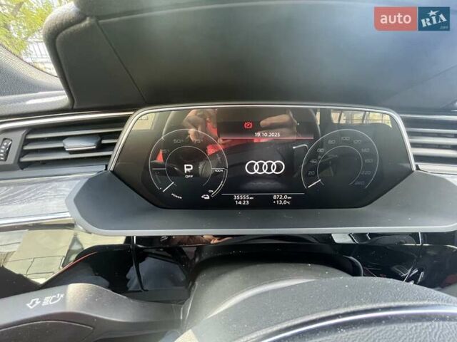 Серый Ауди E-Tron, объемом двигателя 0 л и пробегом 35 тыс. км за 45000 $, фото 19 на Automoto.ua