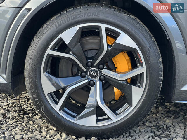 Серый Ауди E-Tron, объемом двигателя 0 л и пробегом 43 тыс. км за 47488 $, фото 20 на Automoto.ua