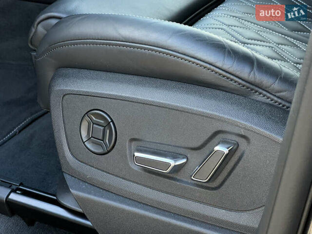 Серый Ауди E-Tron, объемом двигателя 0 л и пробегом 43 тыс. км за 47488 $, фото 29 на Automoto.ua