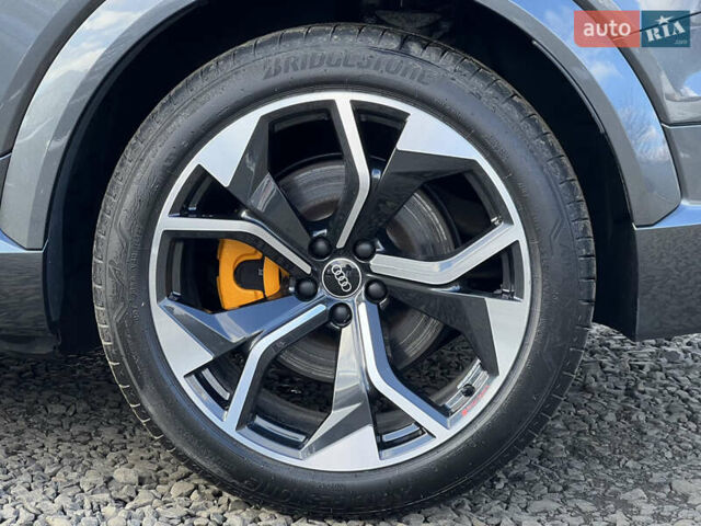 Серый Ауди E-Tron, объемом двигателя 0 л и пробегом 43 тыс. км за 47488 $, фото 21 на Automoto.ua