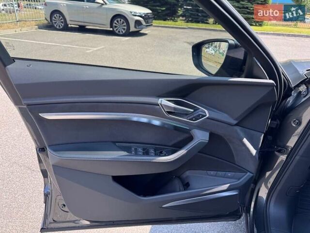 Сірий Ауді E-Tron, об'ємом двигуна 0 л та пробігом 44 тис. км за 60500 $, фото 20 на Automoto.ua