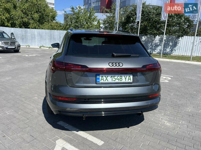 Серый Ауди E-Tron, объемом двигателя 0 л и пробегом 8 тыс. км за 68000 $, фото 18 на Automoto.ua