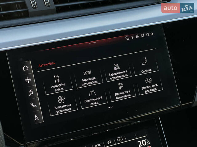 Серый Ауди E-Tron, объемом двигателя 0 л и пробегом 43 тыс. км за 47488 $, фото 84 на Automoto.ua
