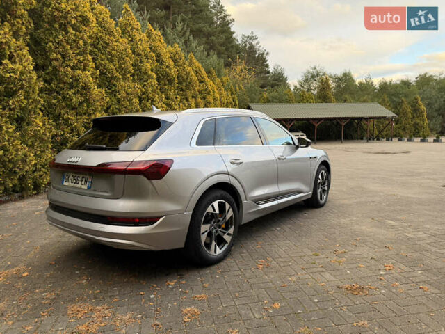 Серый Ауди E-Tron, объемом двигателя 0 л и пробегом 59 тыс. км за 38749 $, фото 5 на Automoto.ua