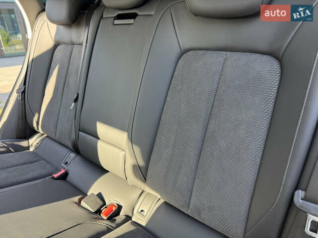 Серый Ауди E-Tron, объемом двигателя 0 л и пробегом 17 тыс. км за 38200 $, фото 37 на Automoto.ua