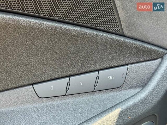 Сірий Ауді E-Tron, об'ємом двигуна 0 л та пробігом 44 тис. км за 60500 $, фото 24 на Automoto.ua