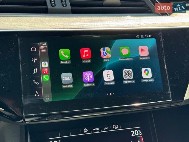 Сірий Ауді E-Tron, об'ємом двигуна 0 л та пробігом 44 тис. км за 60500 $, фото 41 на Automoto.ua