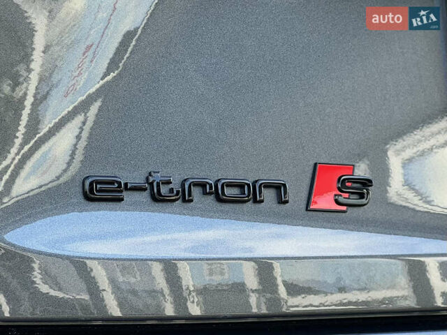 Серый Ауди E-Tron, объемом двигателя 0 л и пробегом 43 тыс. км за 47488 $, фото 16 на Automoto.ua