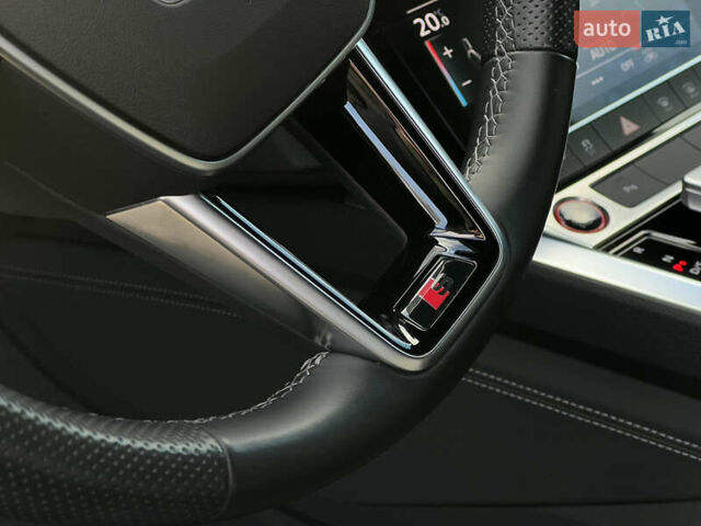 Серый Ауди E-Tron, объемом двигателя 0 л и пробегом 43 тыс. км за 47488 $, фото 58 на Automoto.ua