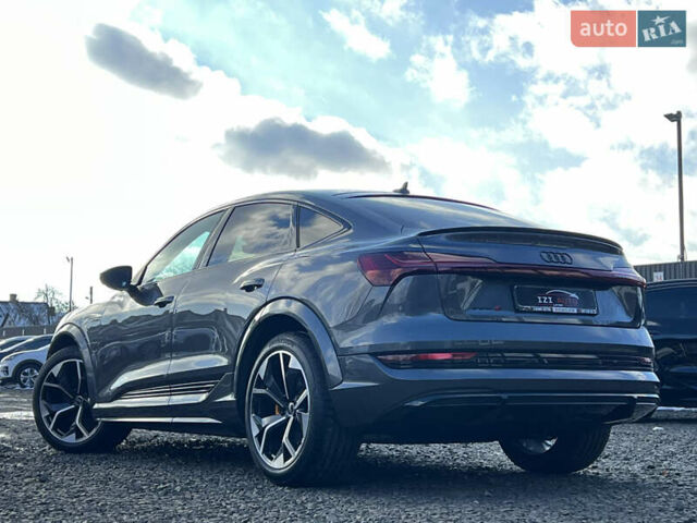 Серый Ауди E-Tron, объемом двигателя 0 л и пробегом 43 тыс. км за 47488 $, фото 5 на Automoto.ua