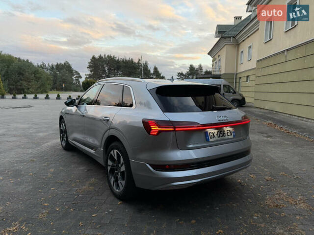 Серый Ауди E-Tron, объемом двигателя 0 л и пробегом 59 тыс. км за 38749 $, фото 56 на Automoto.ua