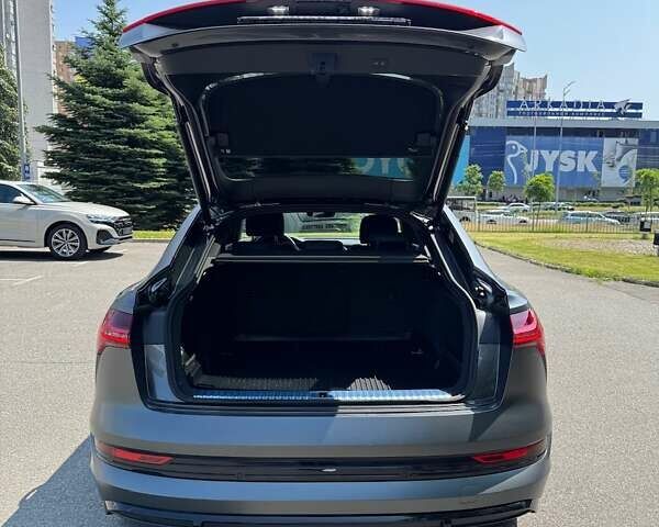 Сірий Ауді E-Tron, об'ємом двигуна 0 л та пробігом 44 тис. км за 60500 $, фото 10 на Automoto.ua